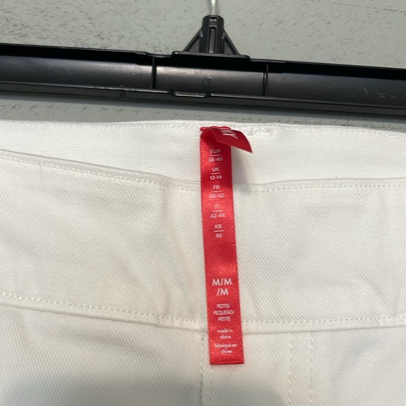 Spanx Stretch Twill Pants - Picture 6 of 7